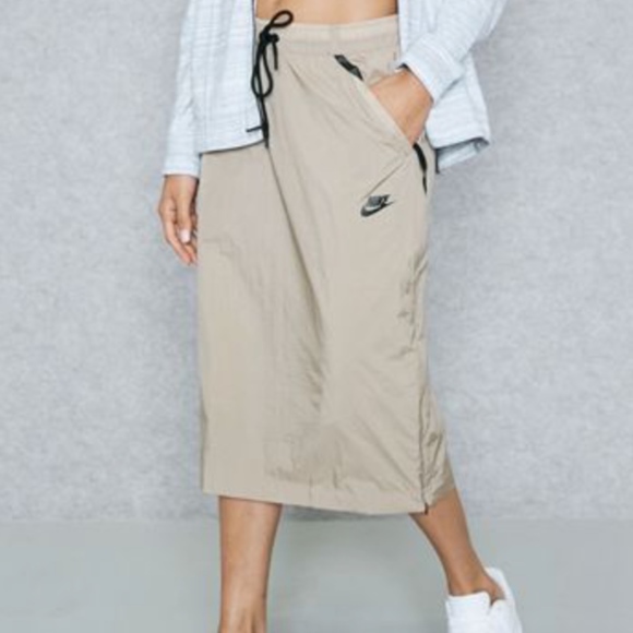 NWOT Nike Tech Hypermesh Midi Skirt Tan Black - Picture 5 of 7